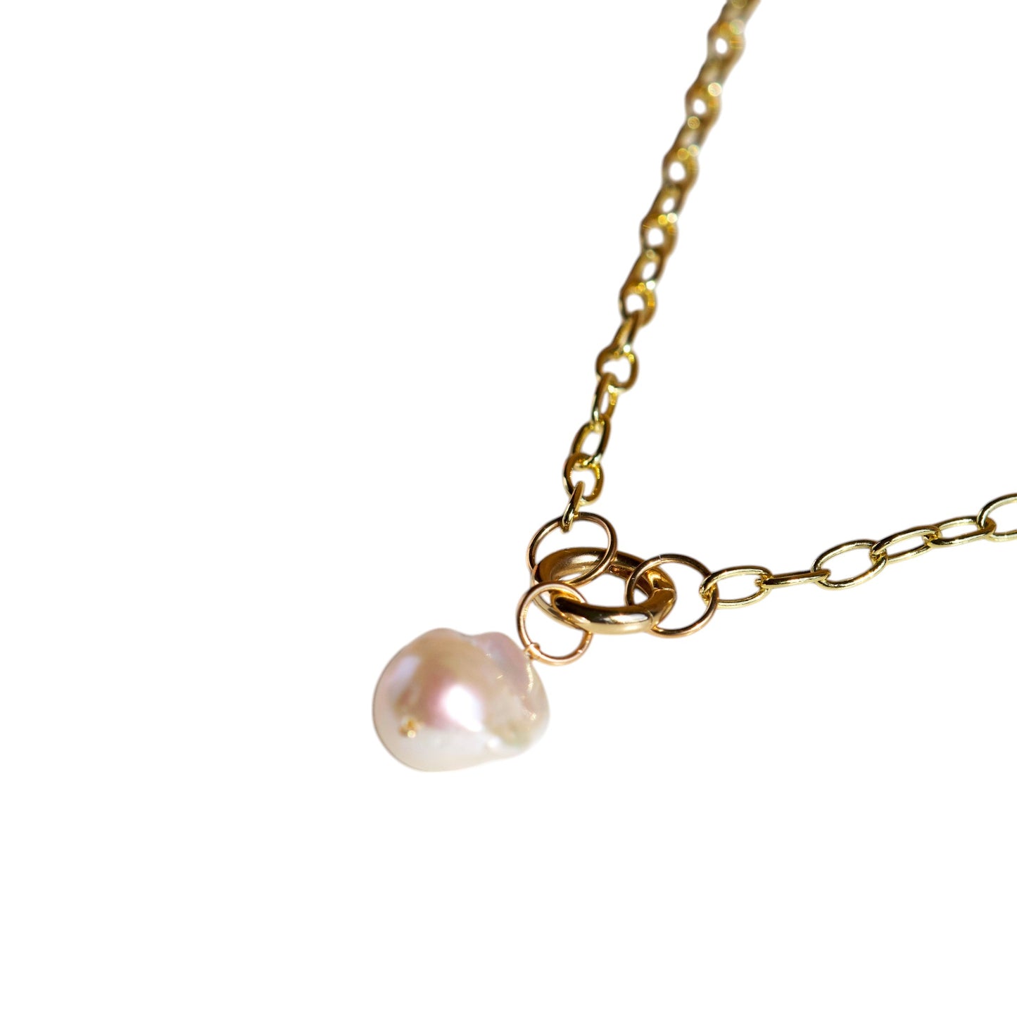 Elegant 18K Gold-Fill Carabiner Necklace with Baroque Pearl – Perfect for Layering