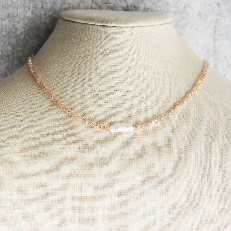 Freshwater Pearl Choker with Crystal Beads