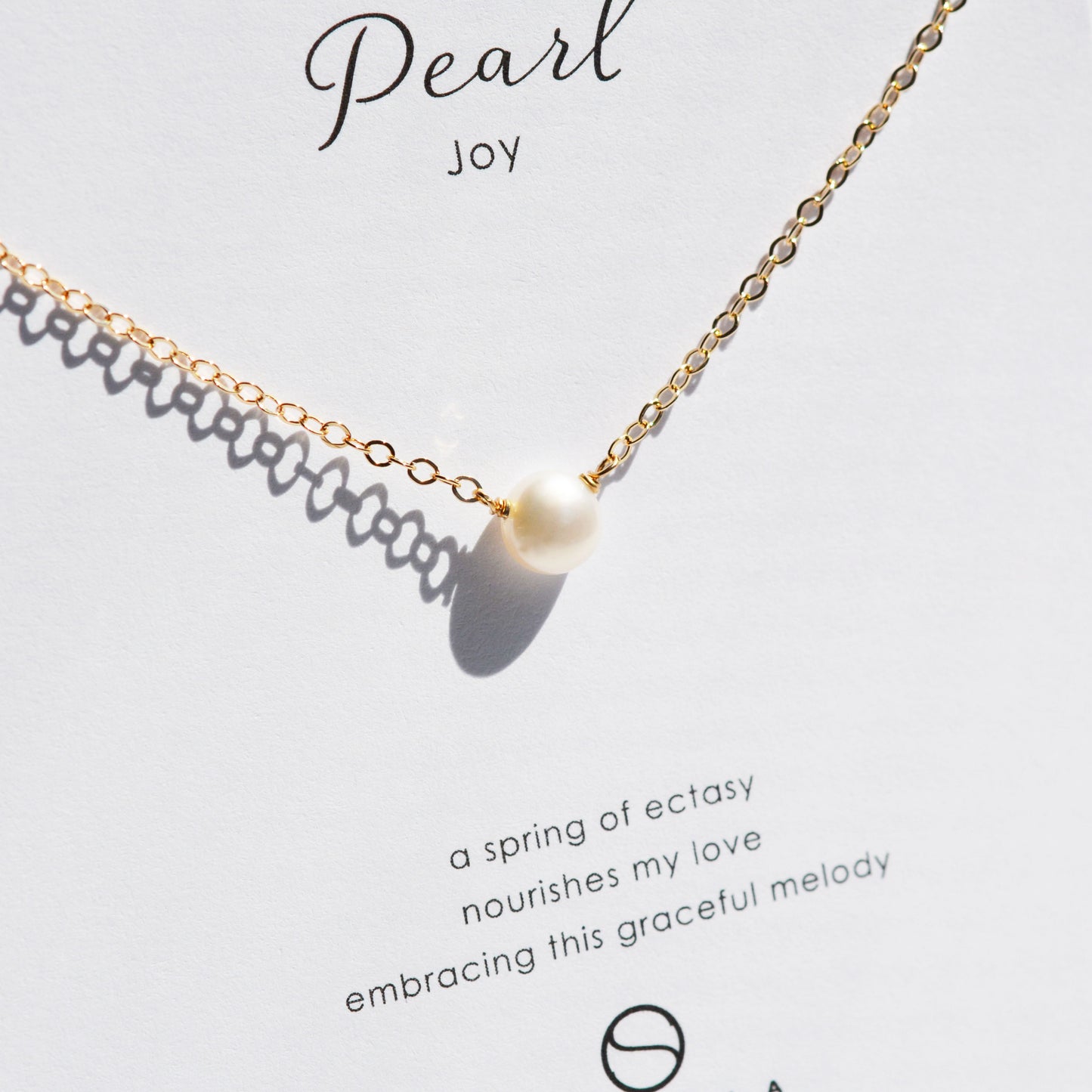 Dainty Pearl Necklace